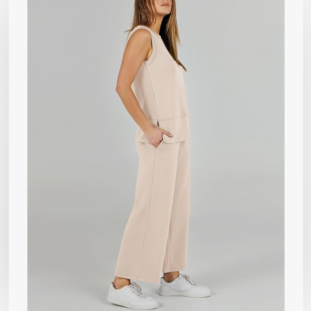 NWT 2PC TRAVEL ‘APRICOT’ BEIGE SET-S - Picture 10 of 17